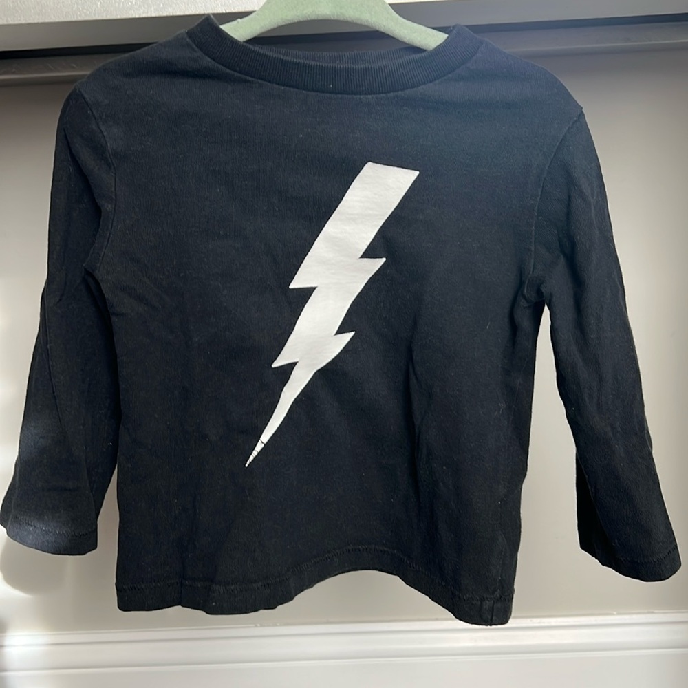Baby Gap long sleeveve lightening bolt shirt 18-24 month
